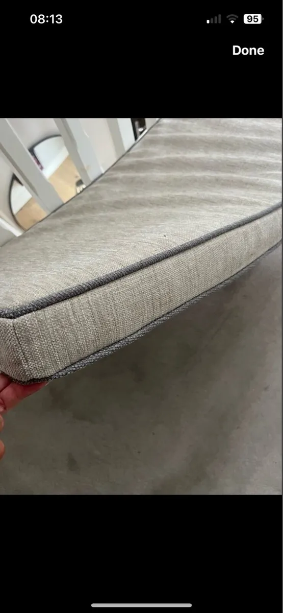 Bench cushion - Image 1