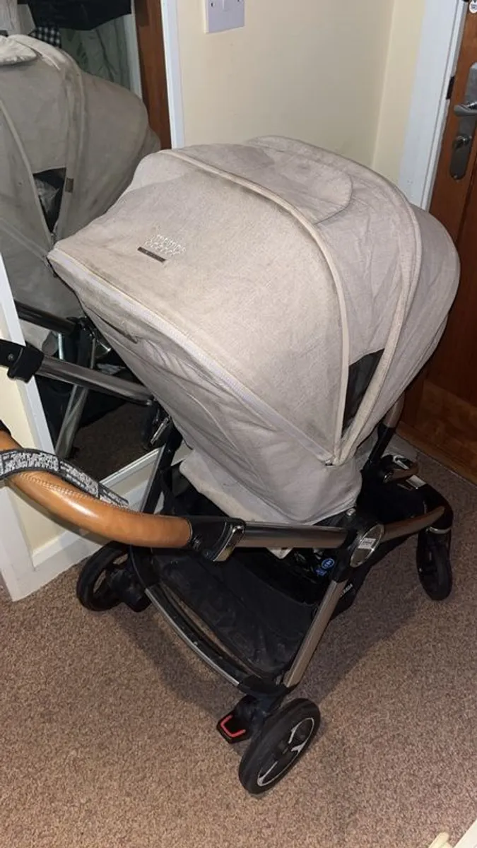 Mamas&papas Strada buggy / pram set - Image 1