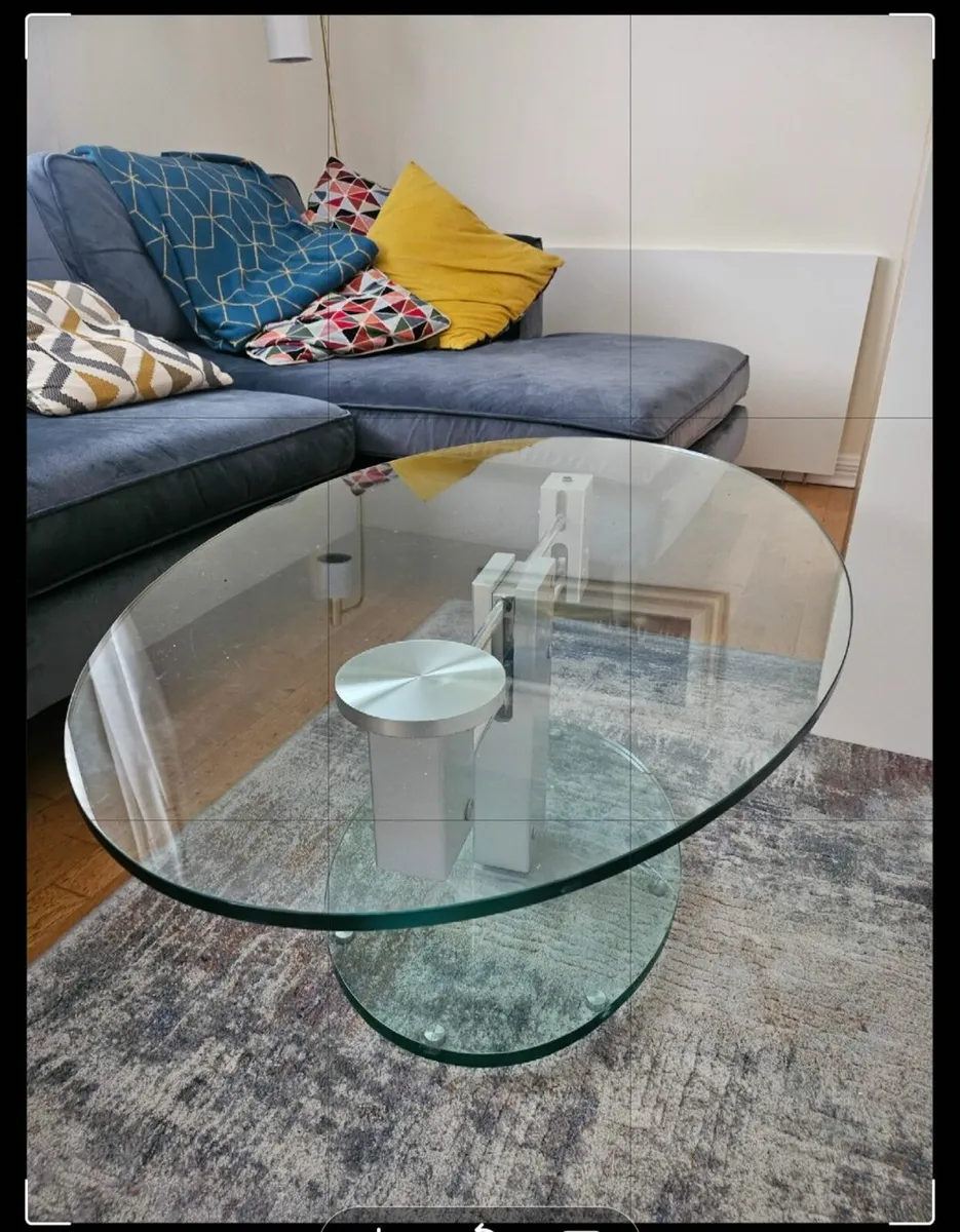 coffee table - Image 1