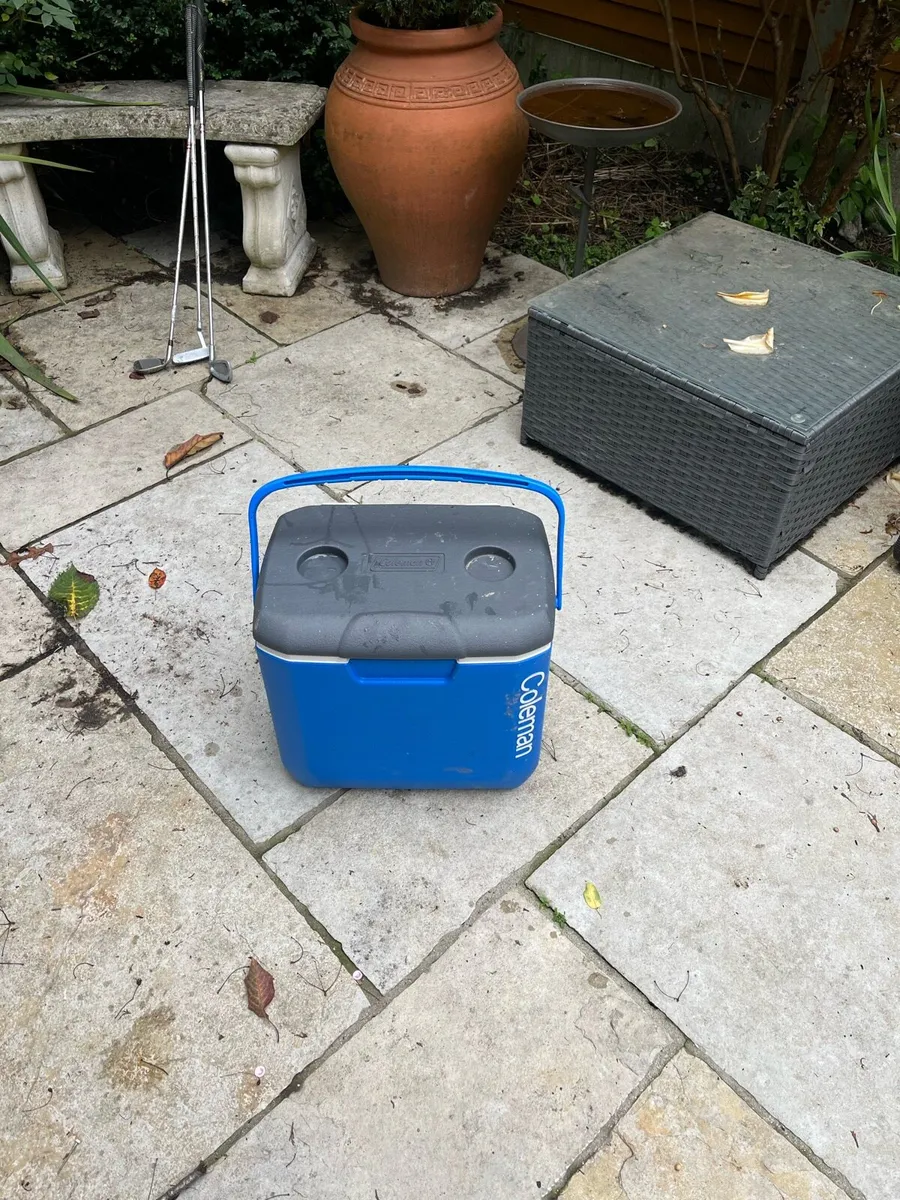Chiller / Cooler Box - Coleman Cool Box 30QT, 28lt