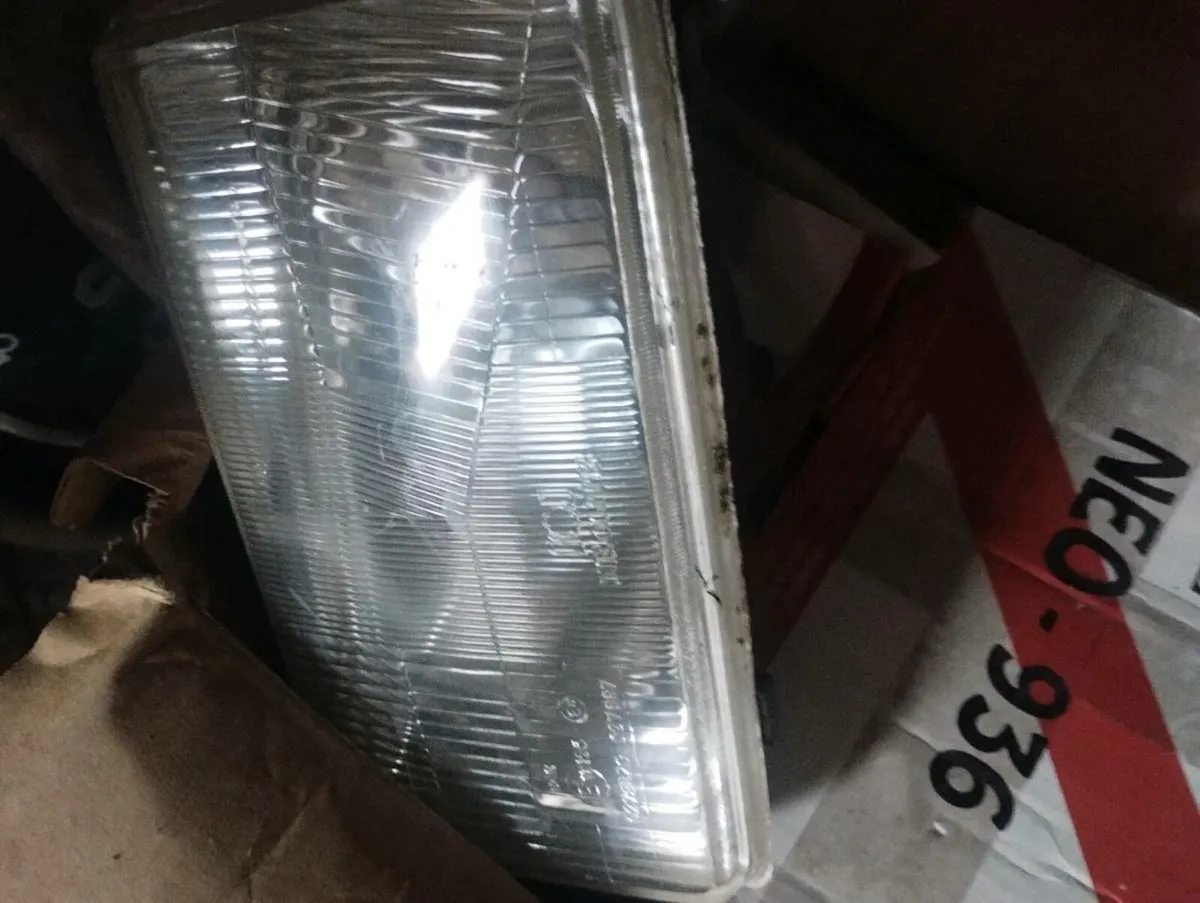 Camper parts, 3 way fridges, headlights - Image 3