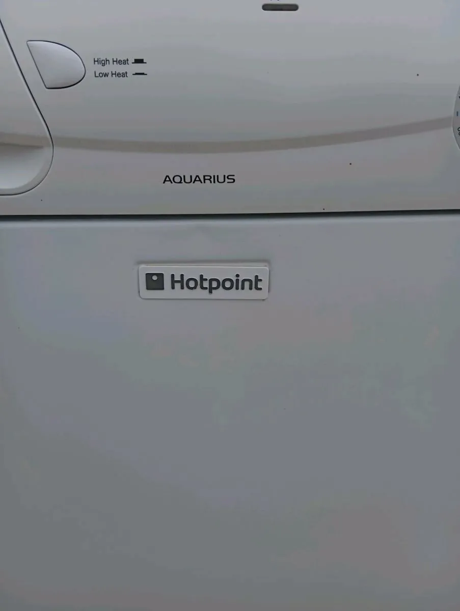 Hotpoint 7 condenser dryer - Image 1