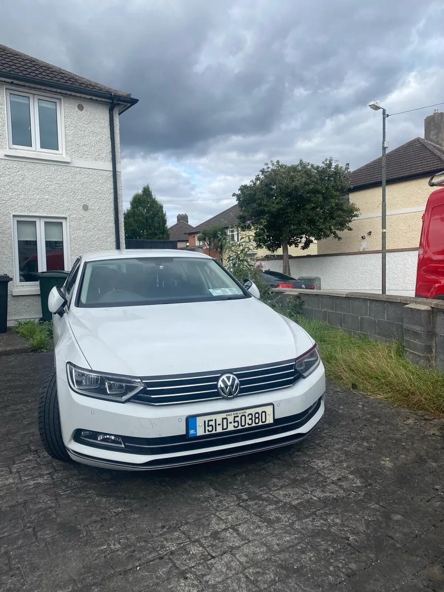 Volkswagen Passat GT Line - Image 2