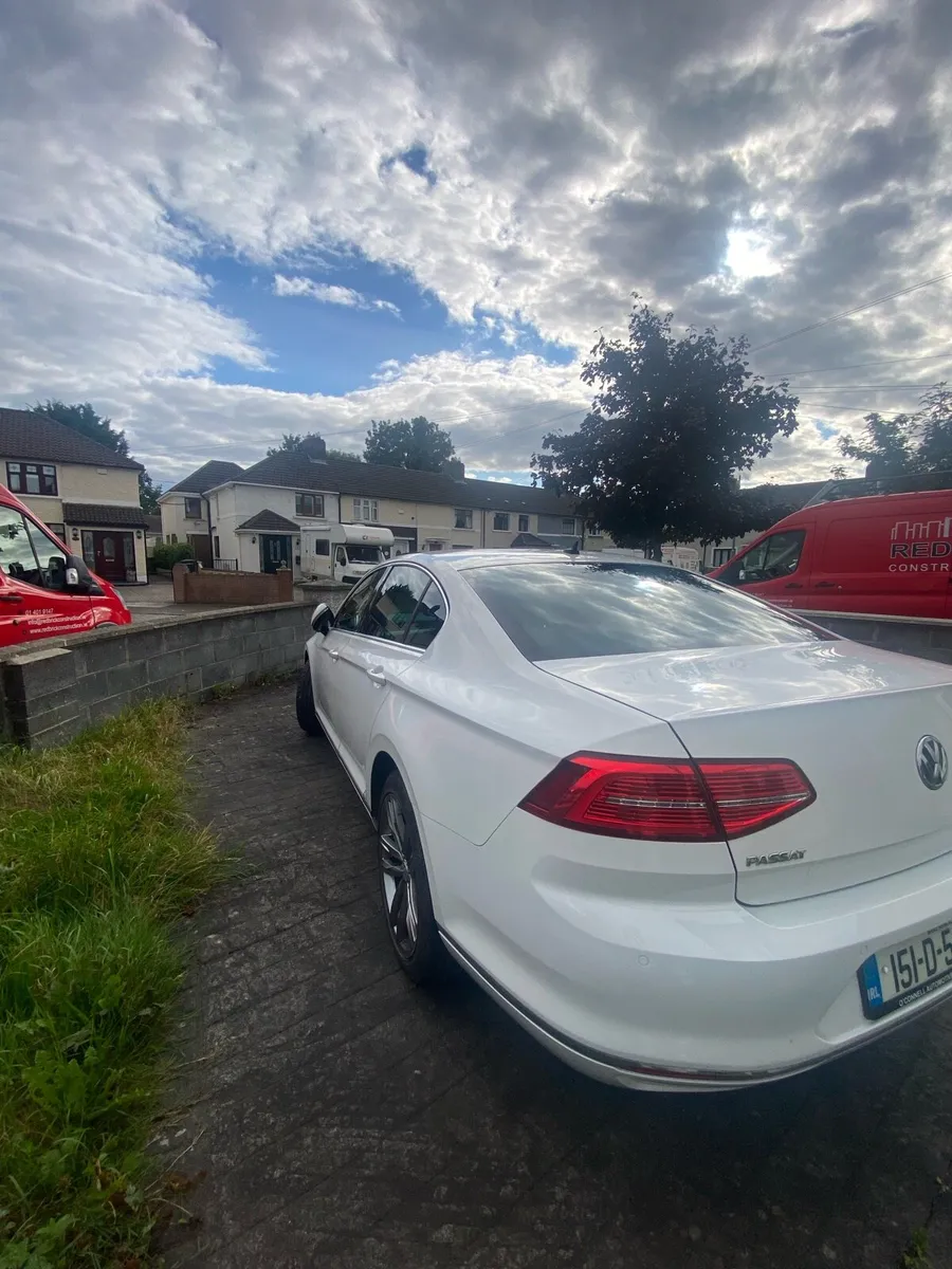 Volkswagen Passat GT Line - Image 4
