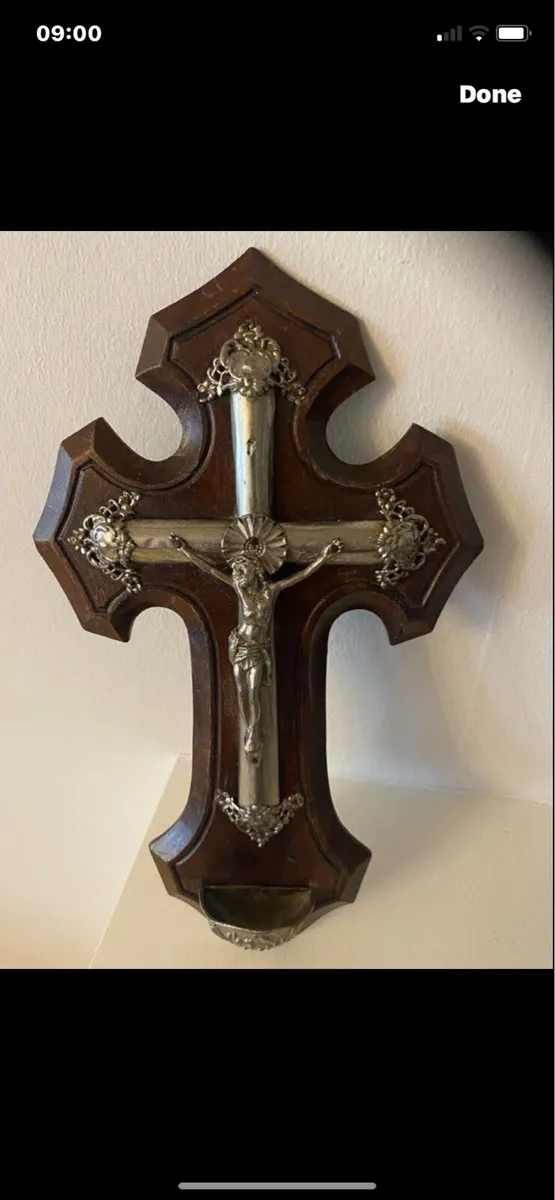 Vintage Timber & Metal Crucifix - Image 1
