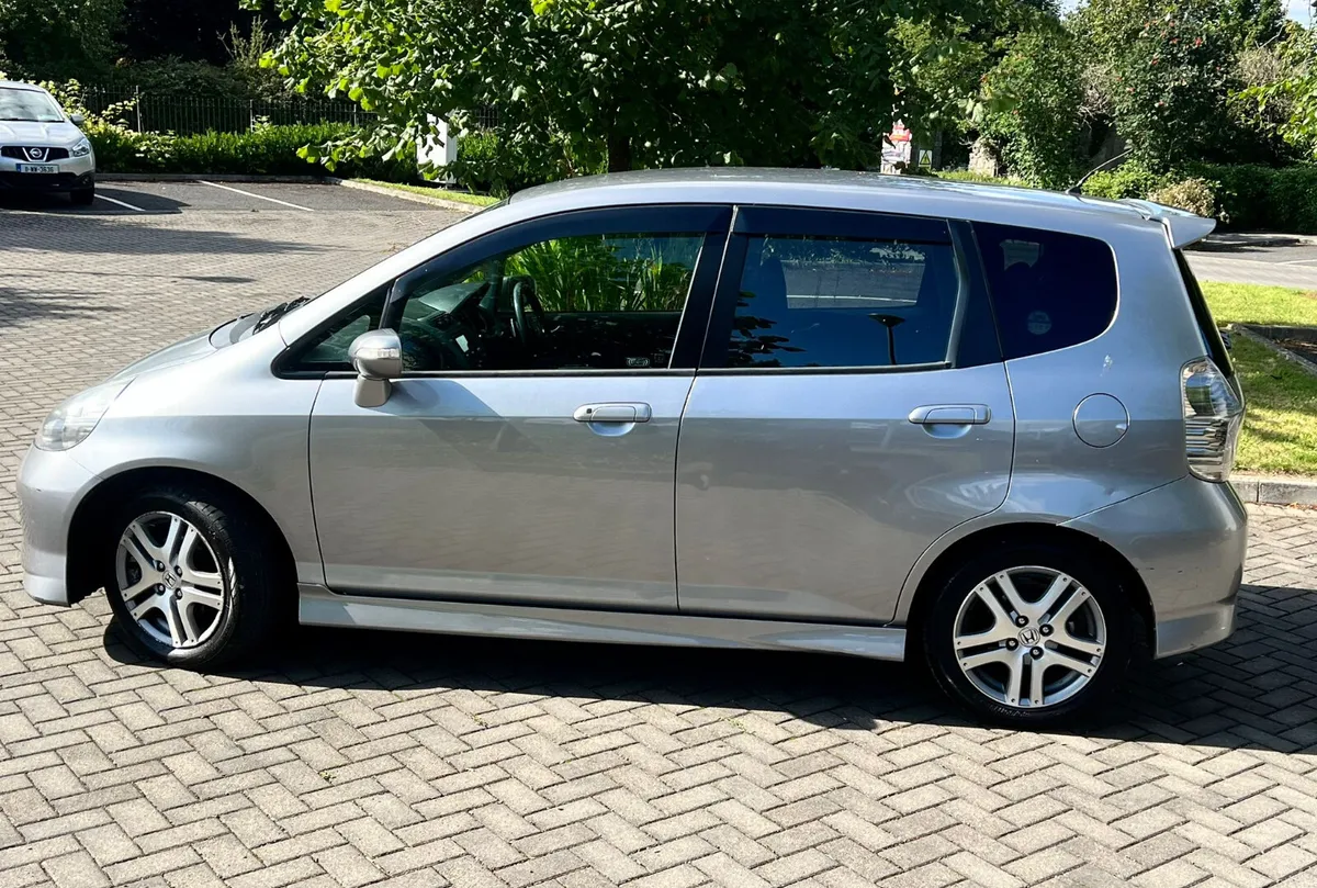 Honda Fit 2007 Automatic 1.5 Petrol new nct 3/26 - Image 4