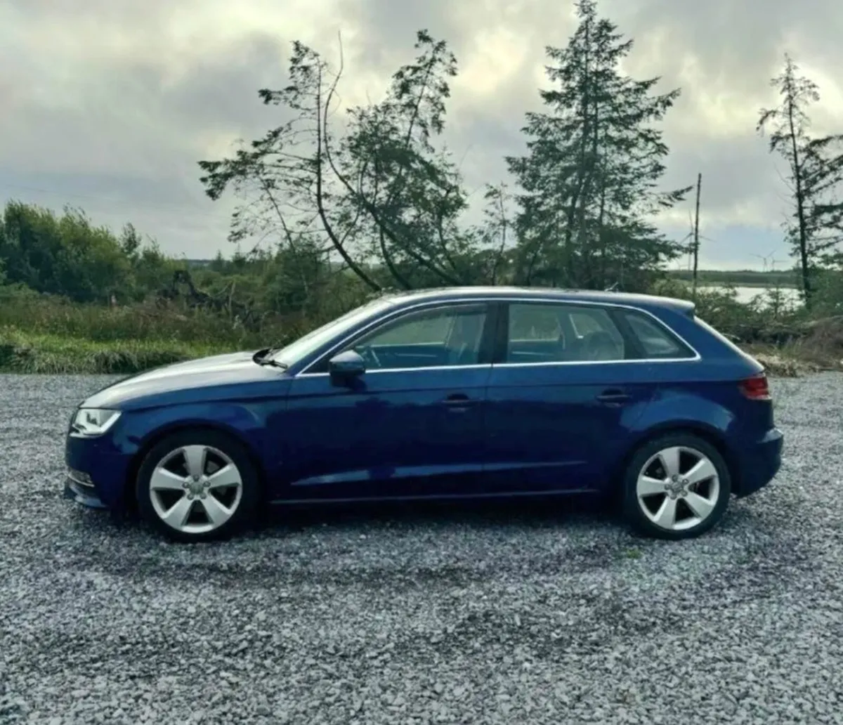 Audi A3 Sportback 1.6 2015 - Image 2