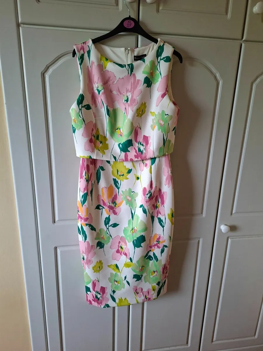 Occasion wear  dresses - Image 2