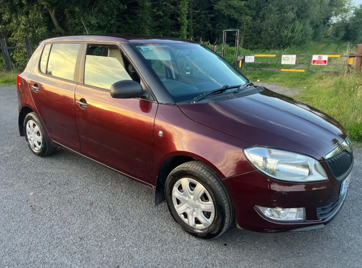 2013 Skoda Fabia 1.2 taxed and tested - Image 3