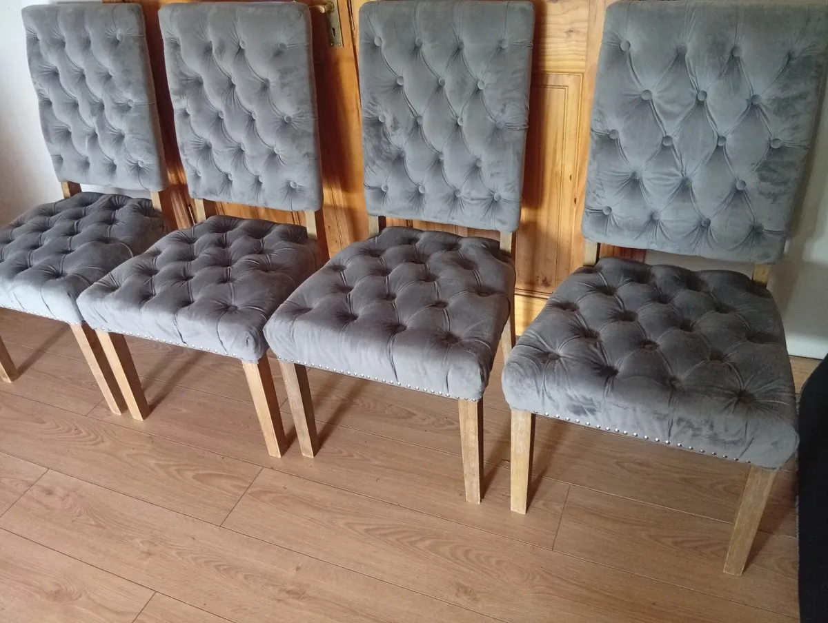 Luxury Velvet Dining Kitchen chairs - Image 1