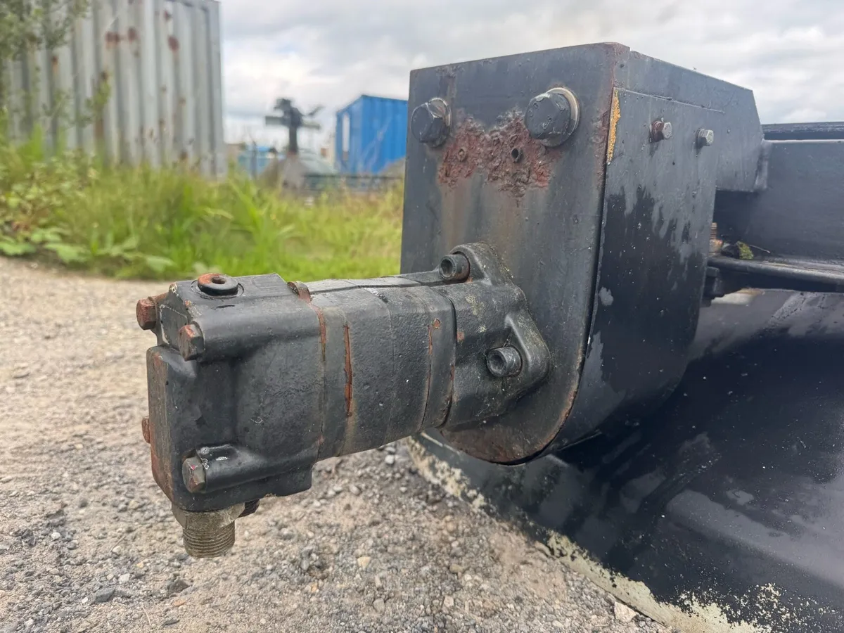 ERIEZ Overbelt Magnet Separator - Image 3