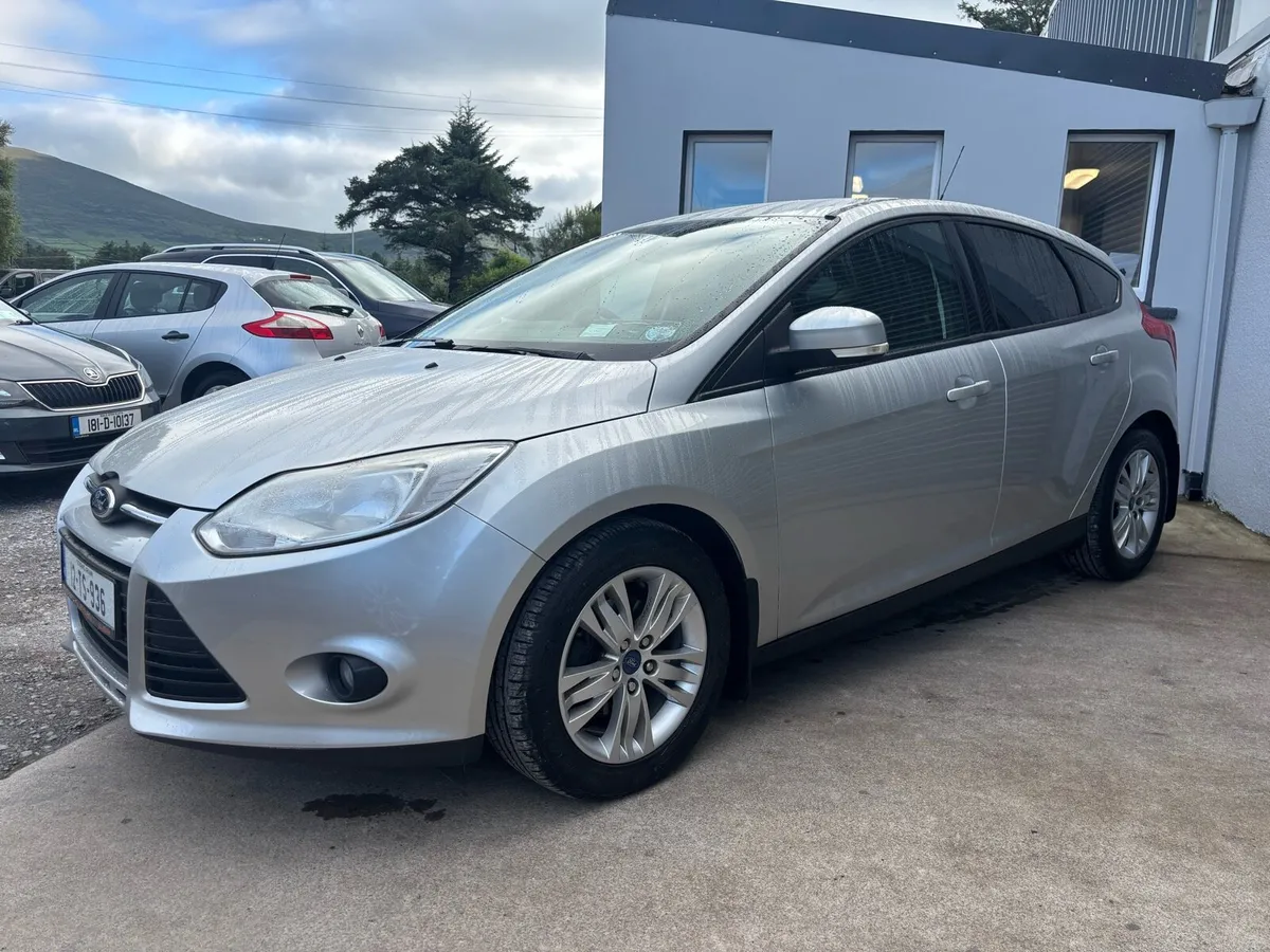 Ford Focus - Image 4