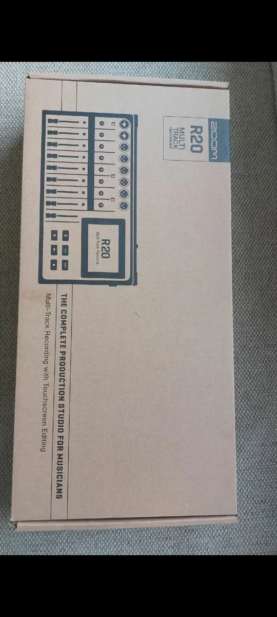 Zoom R20 Multitrack Recorder - Image 2