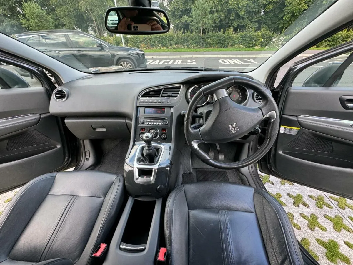2016 Peugeot 5008 Family 1.6 HDI Active Blue - Image 4