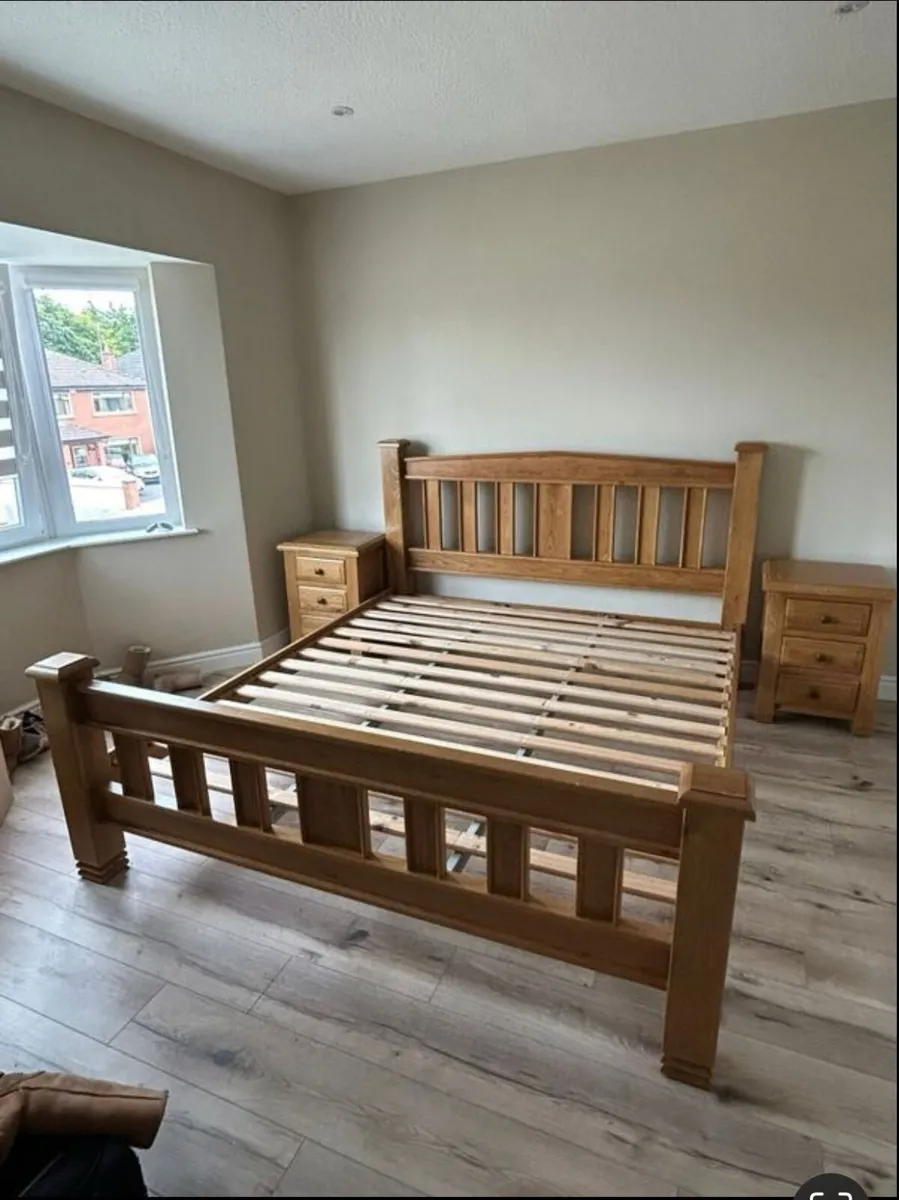 Oak bed frame super king - Image 2