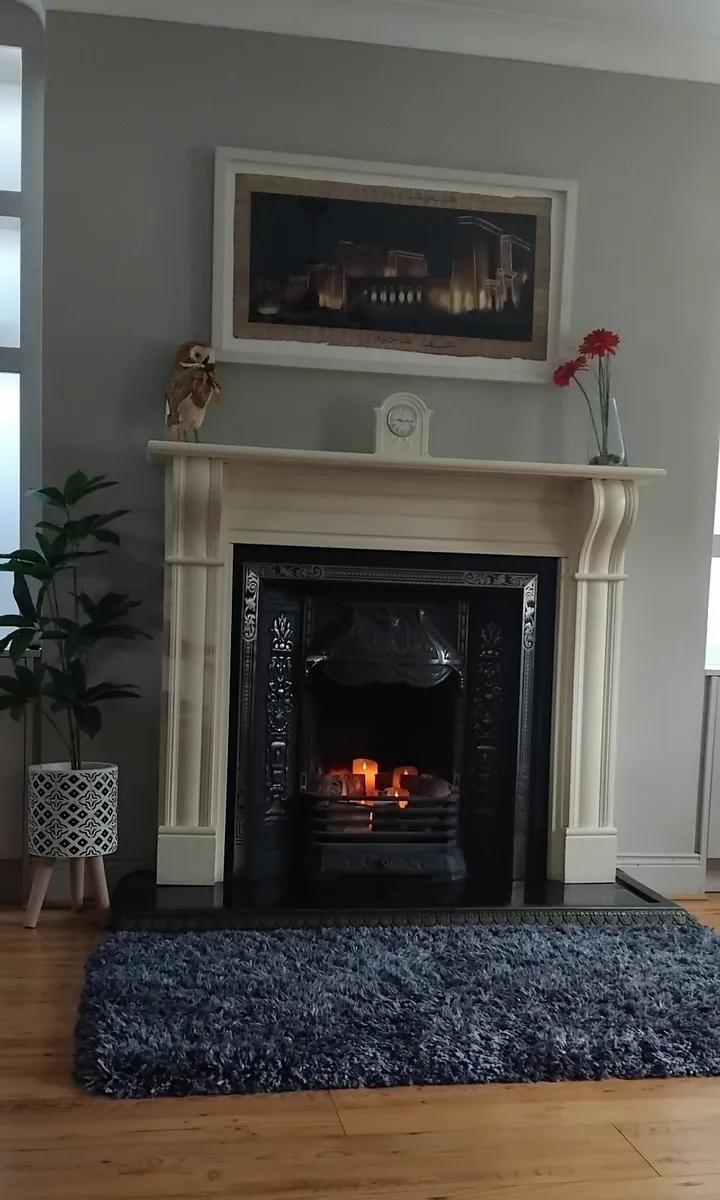 Cream wooden fireplace, heart and surround - Image 2