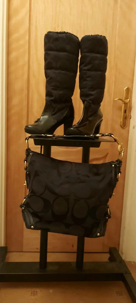 Coach High Heel Boots Q385 - Image 3