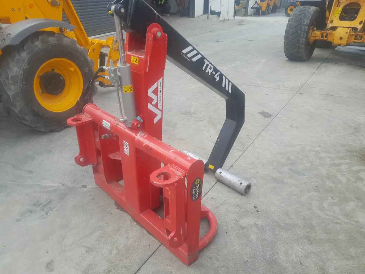 Elephant Truck Bale Handler (18003) - Image 4