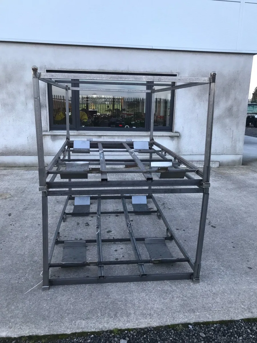 STEEL FRAMES - Image 3
