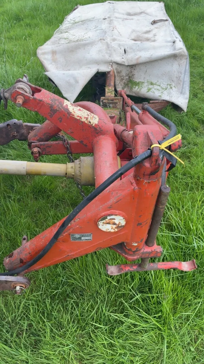 Kuhn gmd 44 disc mower - Image 3