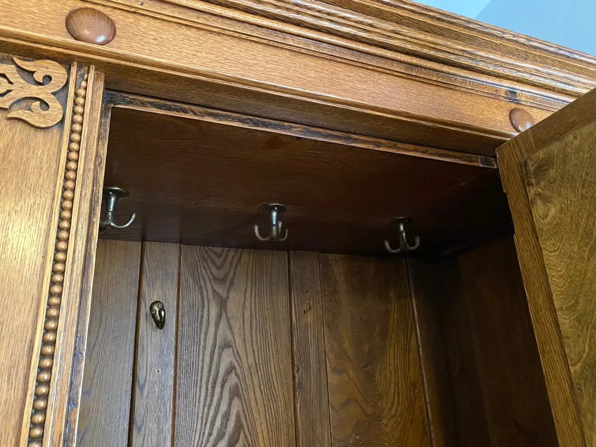 Vintage wardrobe - Image 3