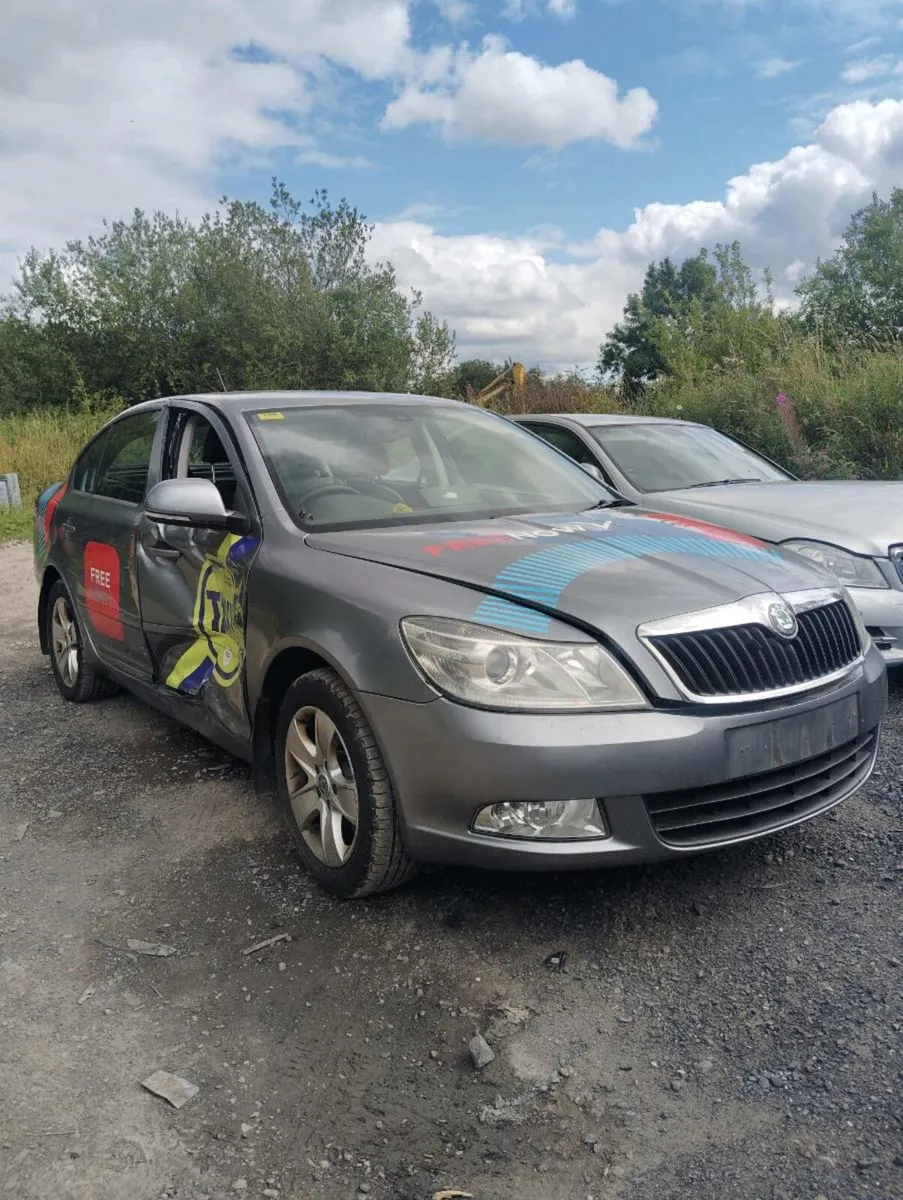 Breaking Skoda Octavia 2013 1.6tdi - Image 2