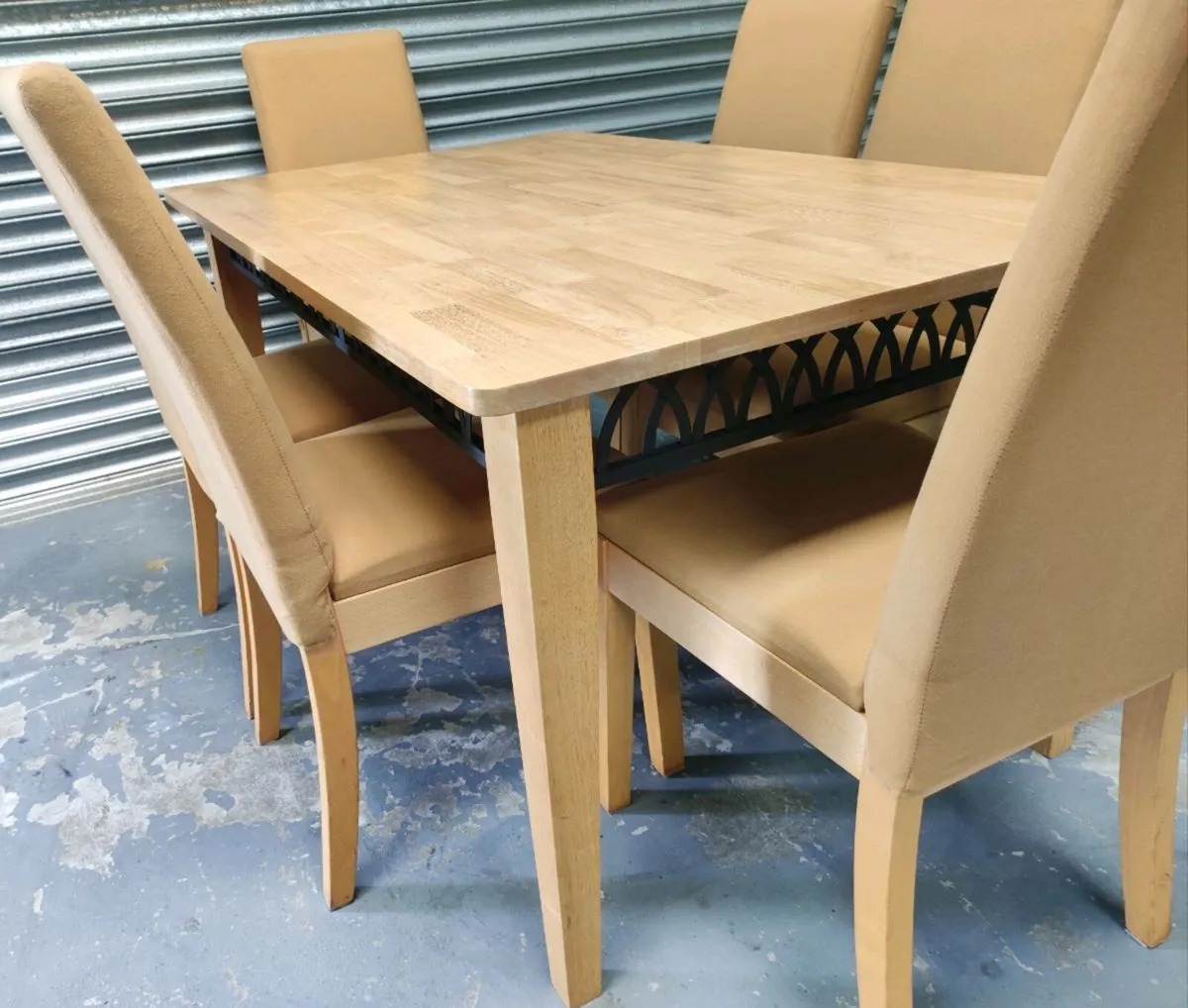 Table and chairs *delivery - Image 4
