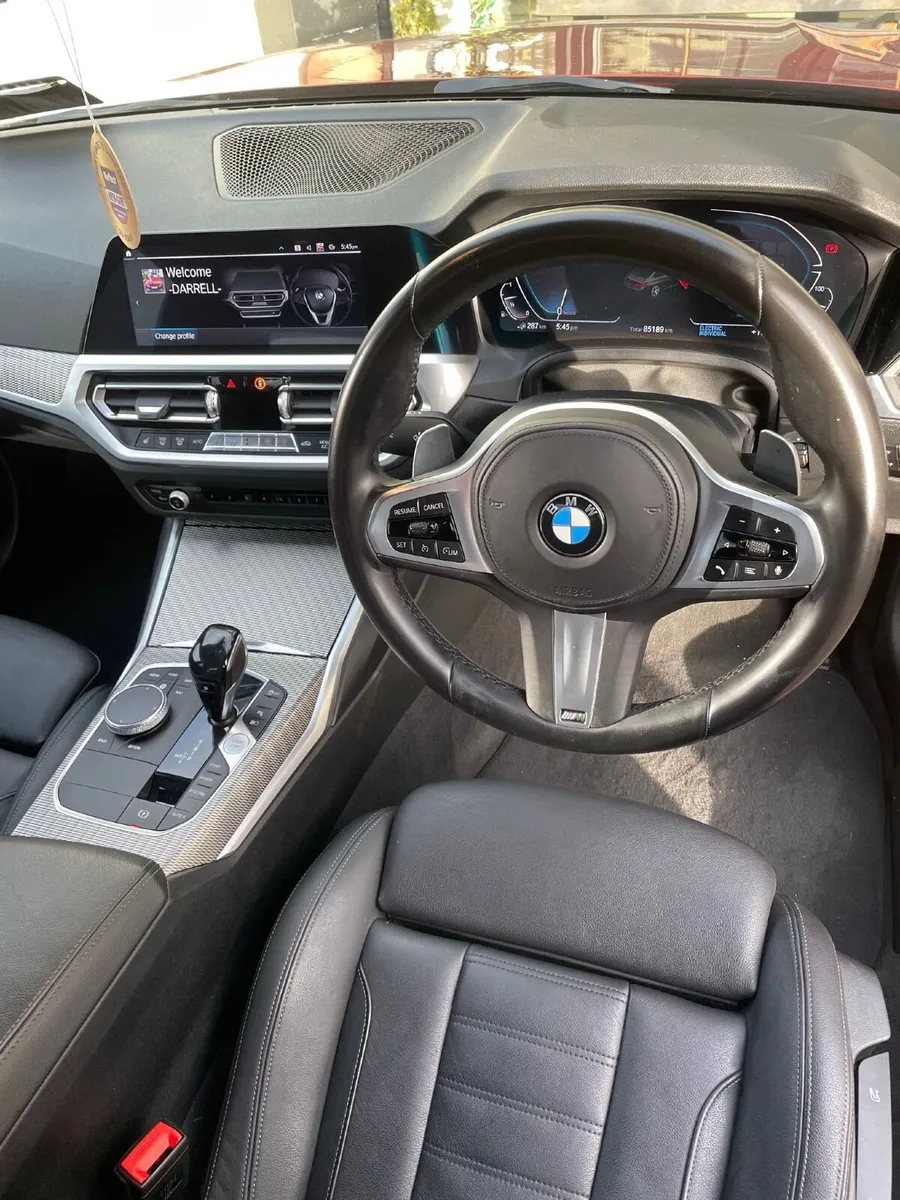 BMW 3-Series 2020 - Image 1