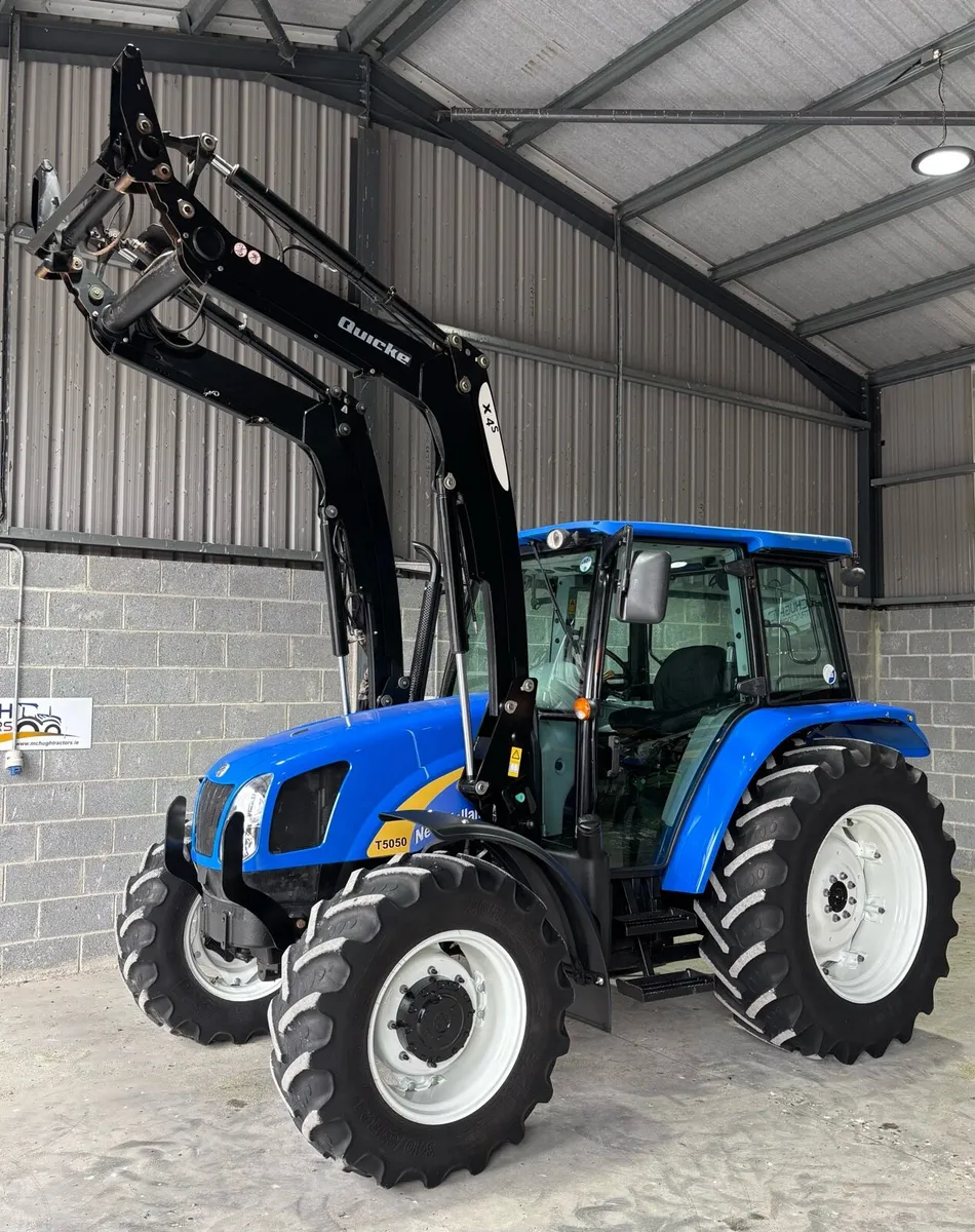 NEW HOLLAND T5050 c/w Quicke X4s Loader - Image 2