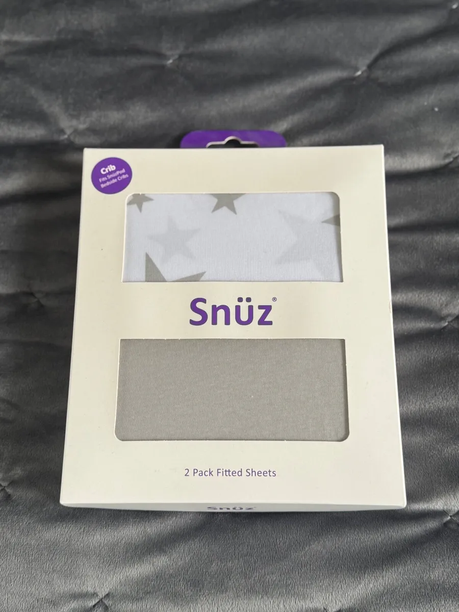 Snuzpod4 next to bed crib - Image 4