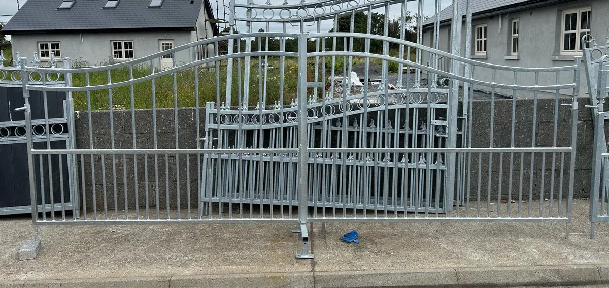 Galvanized designer gates on sale ✅ - Image 2