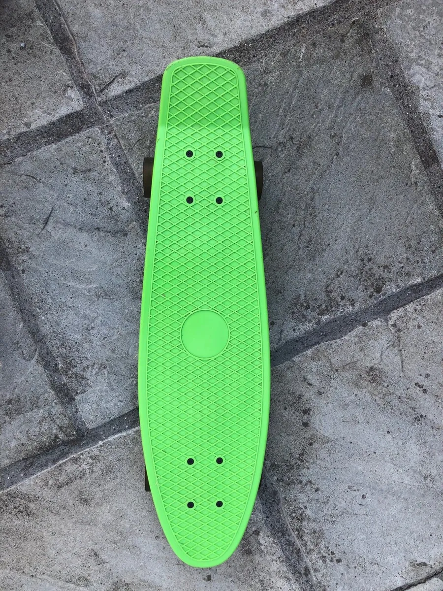 Skateboard - Image 1