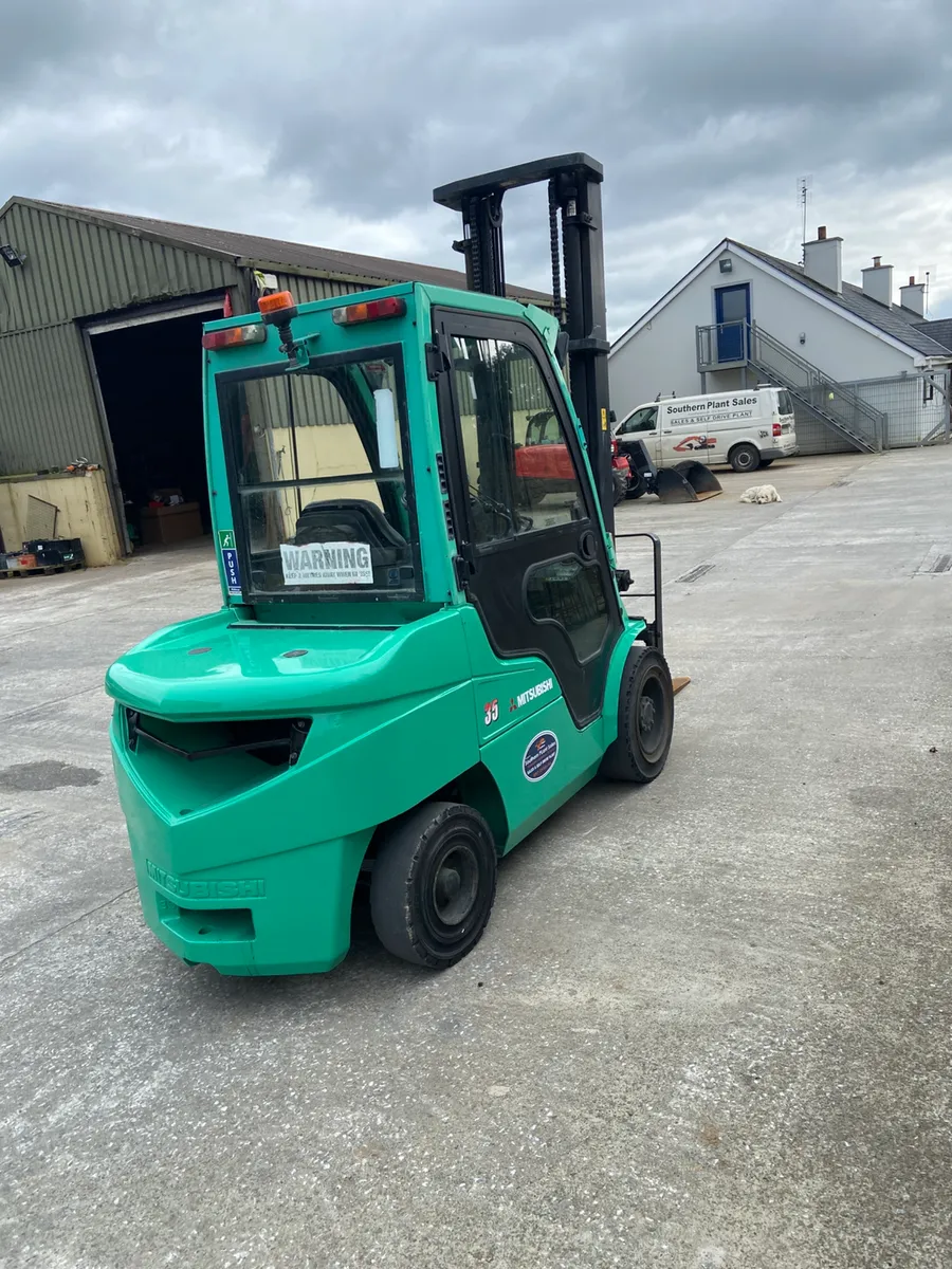 Mitsubishi Forklift - Image 4