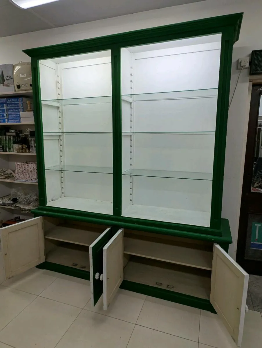 Large dresser unit - Image 2