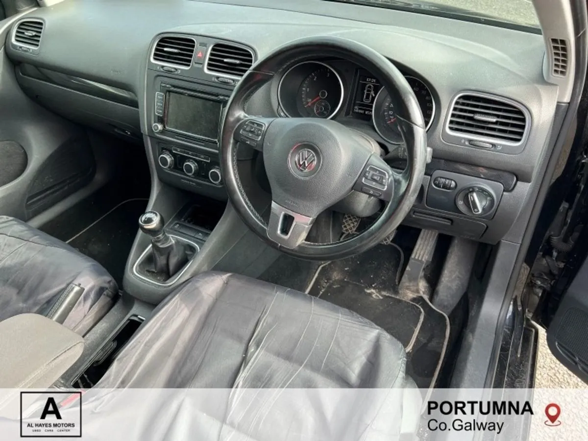 Volkswagen Golf 3DR SE 1.6tdi Bluemotion 105BHP N - Image 4