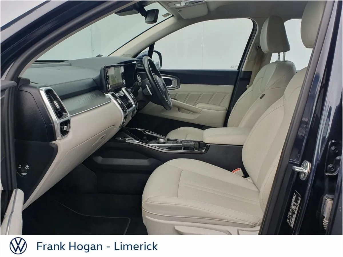 Kia Sorento 1.6 Phev K3 4X4 7 Seats Call/ Text Se - Image 4