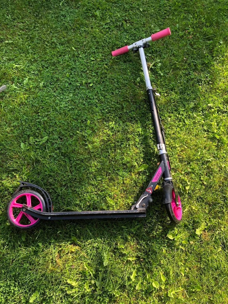 Scooters - Image 1