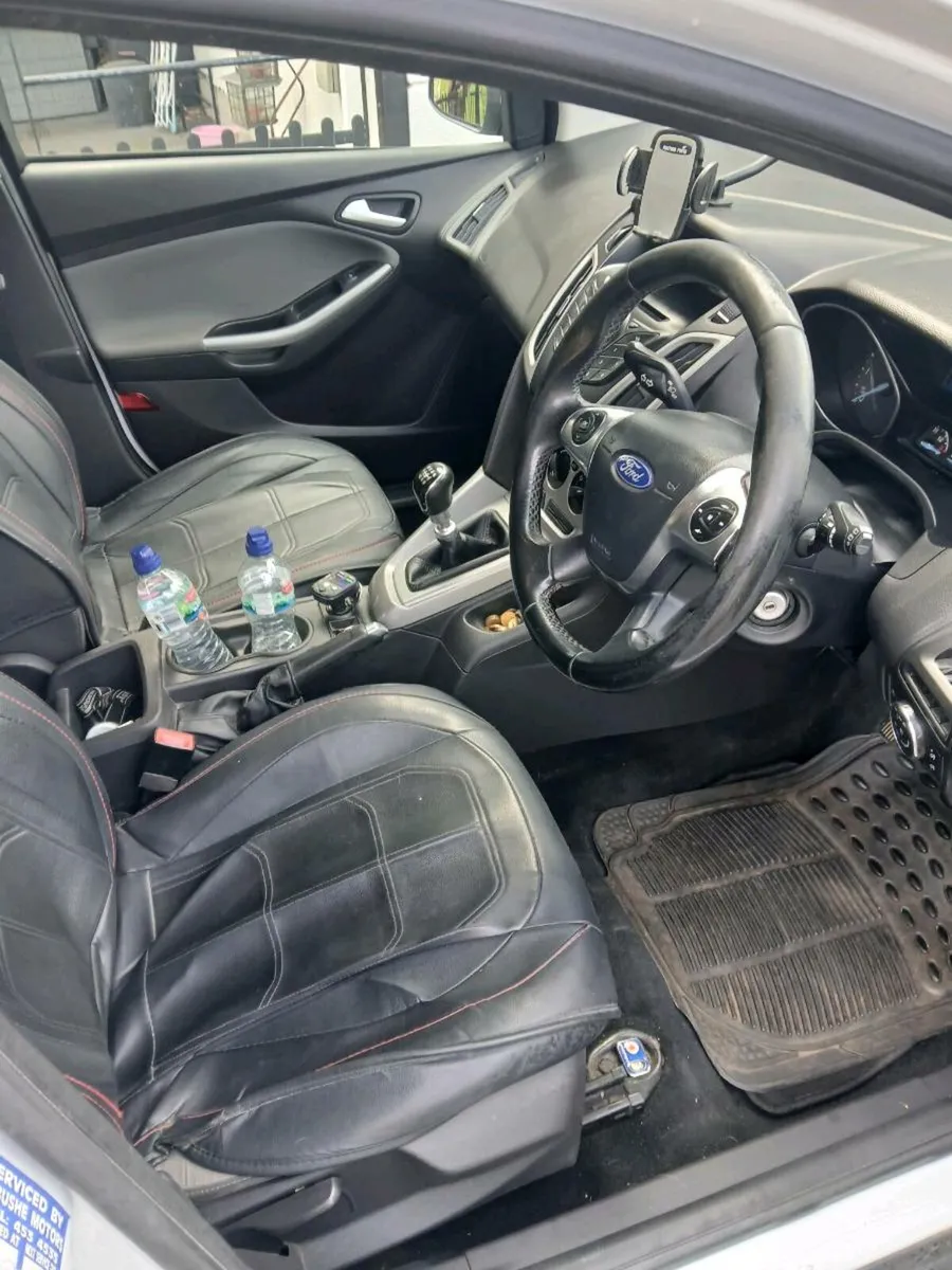 Ford focus - Image 2