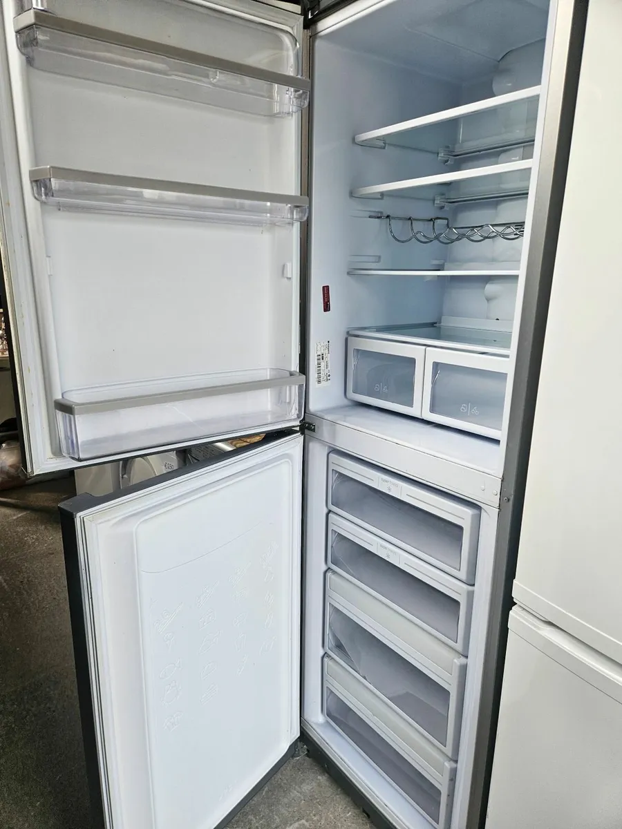 Hotpoint  Fridge/ Freezer - Image 3