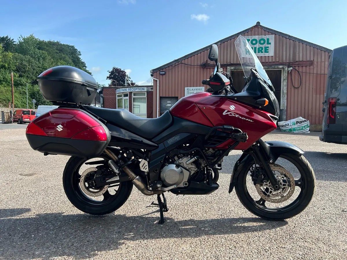 Suzuki DL 1000 V-STROM - Image 1