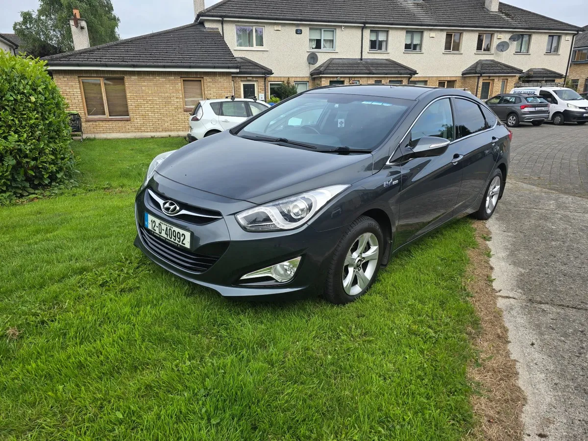 Hyundai i40 2012 - Image 2