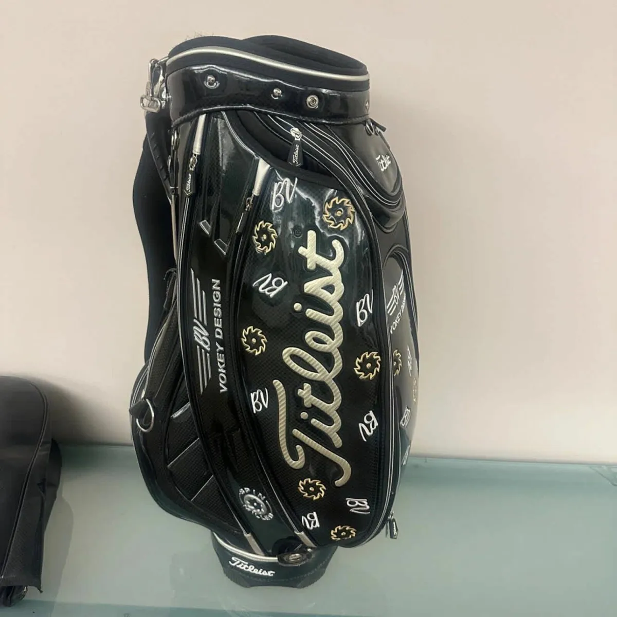 Titleist VOKEY staff caddie bag 9.5 black golf - Image 1