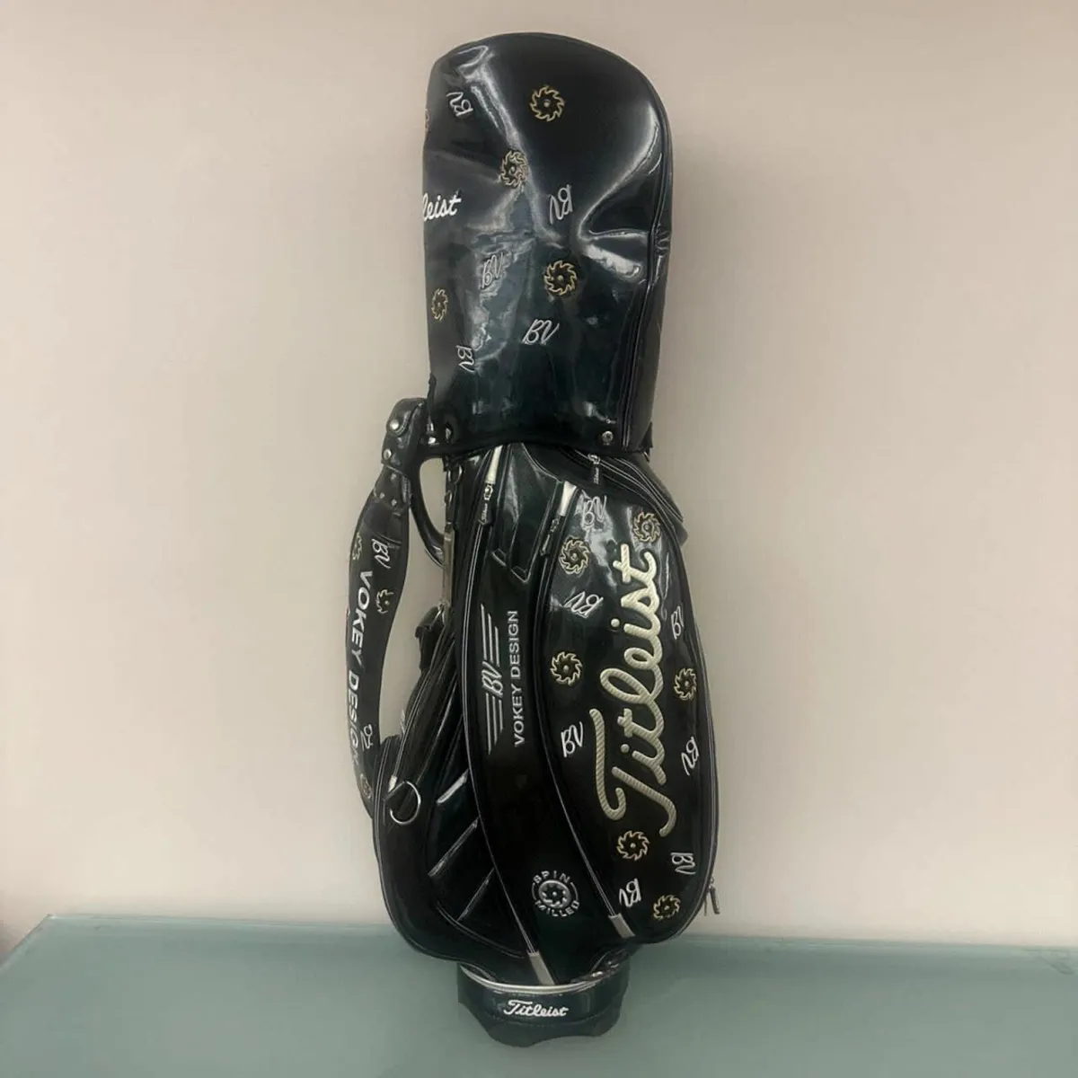 Titleist VOKEY staff caddie bag 9.5 black golf - Image 2