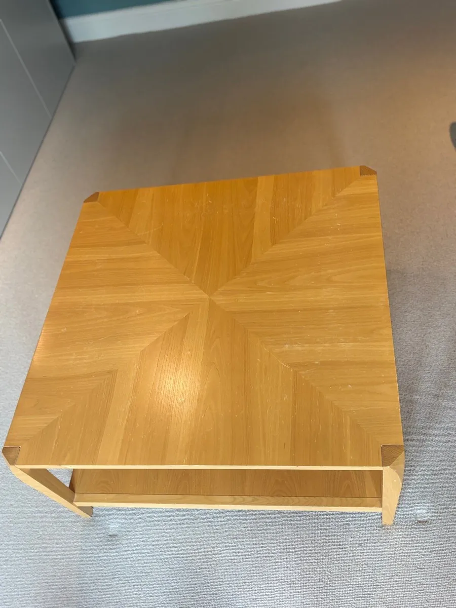 Coffee table - Image 1