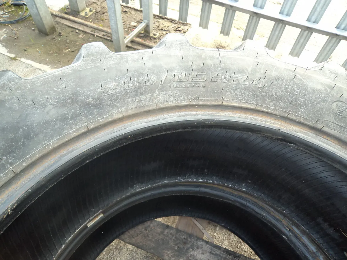 2 Firestone Tyres - Image 3