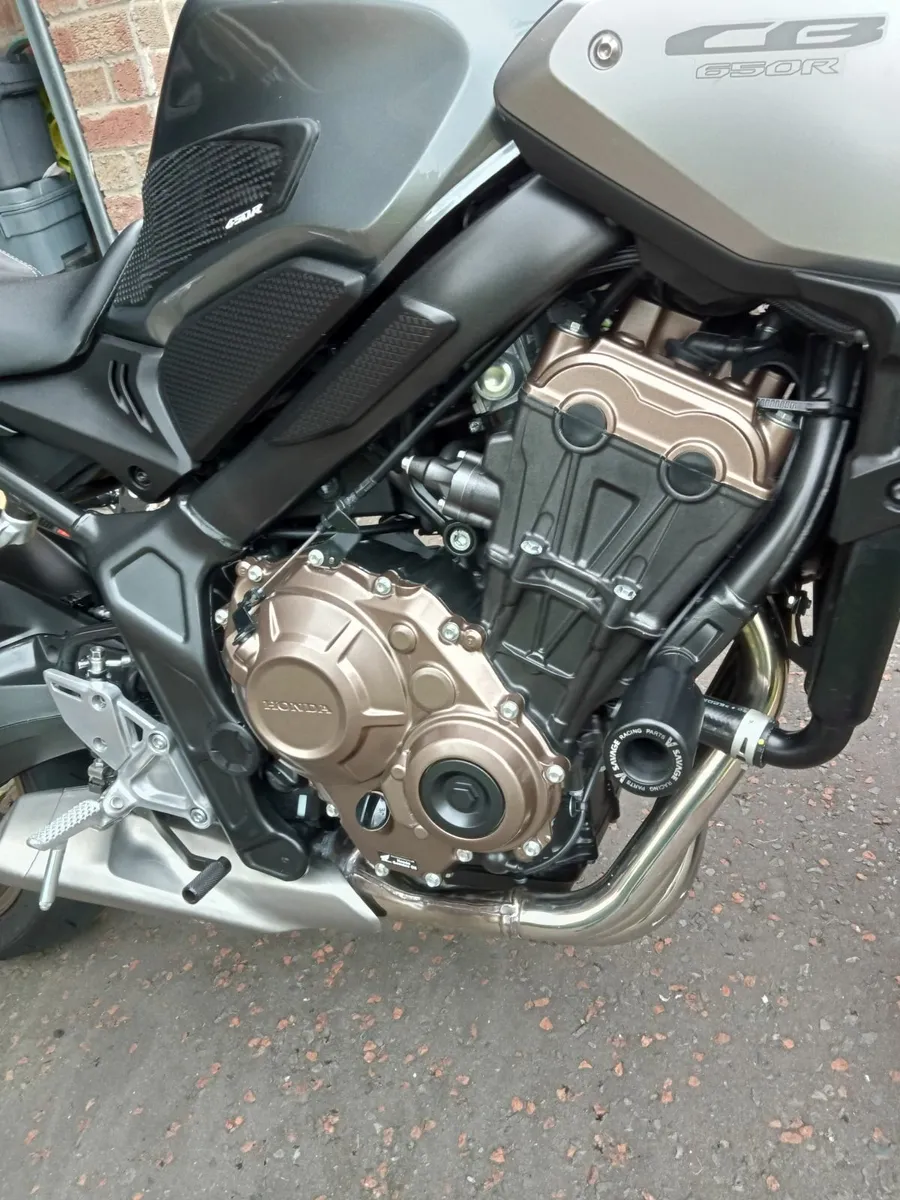Honda CB 2023 - Image 1