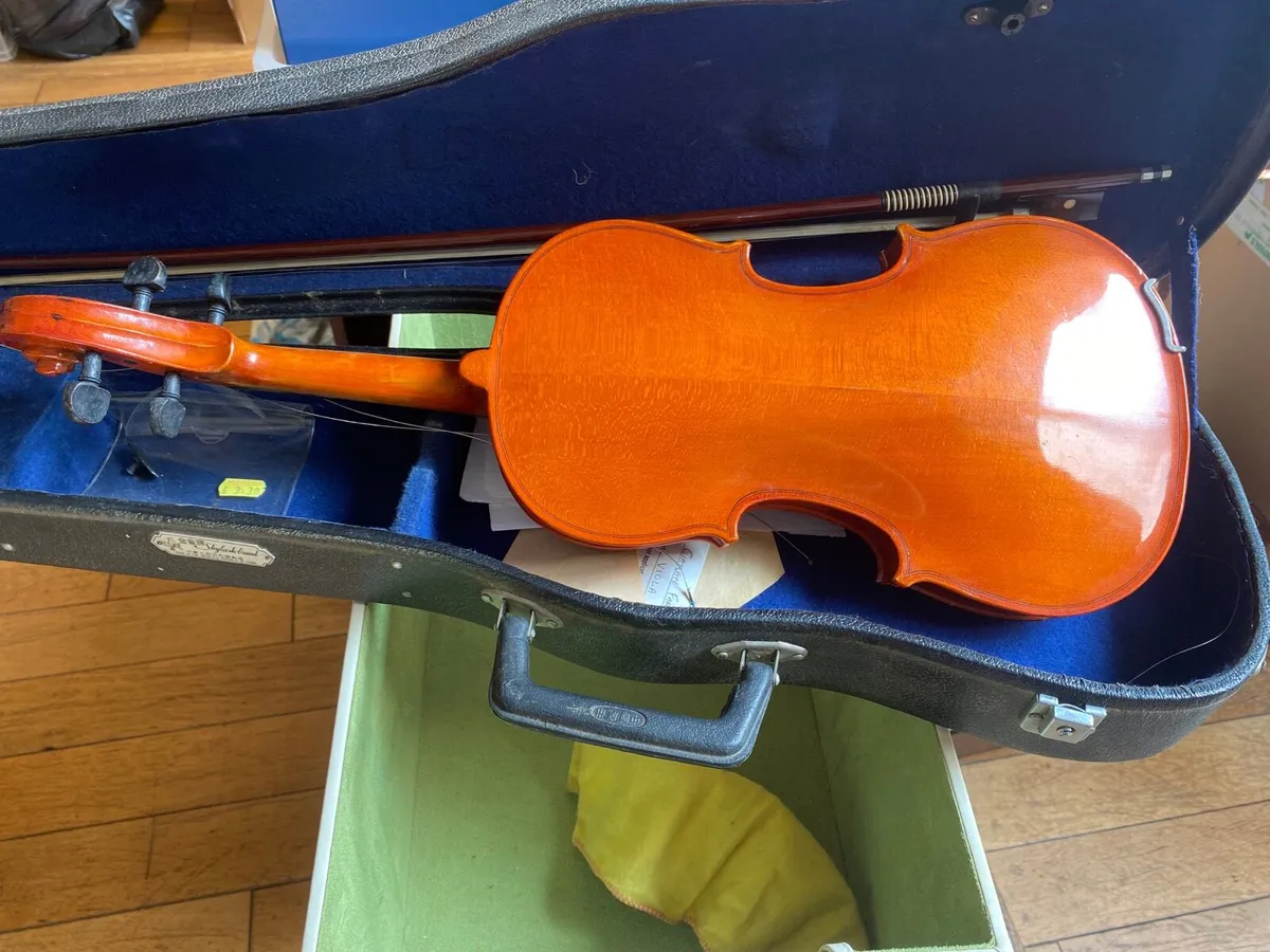 Violin - Image 2
