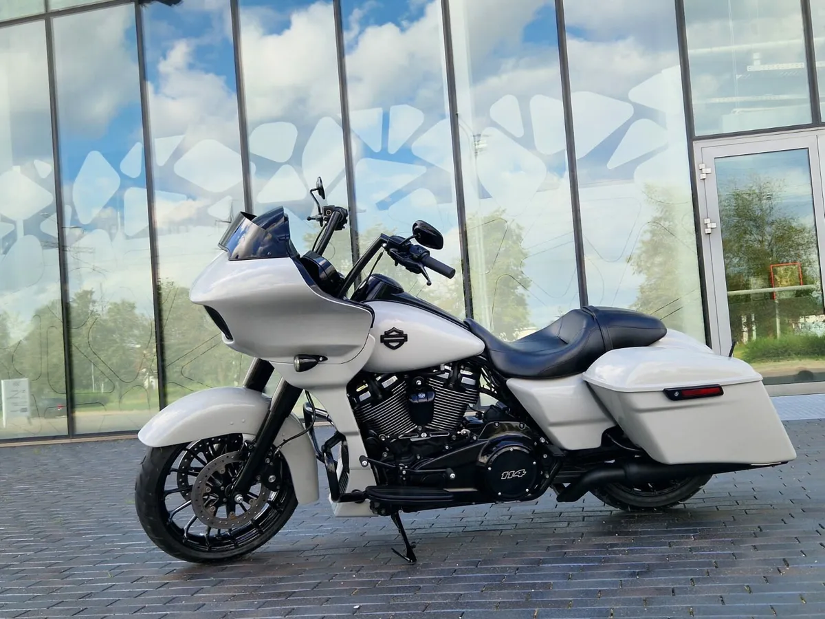HARLEY DAVIDSON ROAD GLIDE  🖤 - Image 3