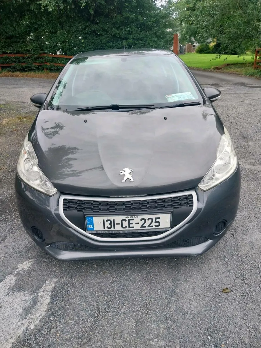 Peugeot 208 diesel - Image 1
