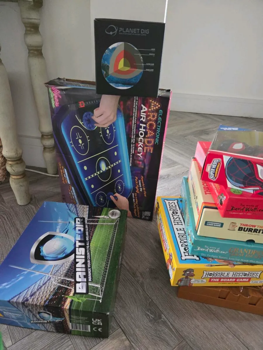 Toys - Image 4